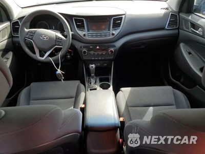Zdjęcie 8 z 13 samochodu: 2018 HYUNDAI TUCSON SE VIN:KM8J23A41JU618225 - miniatura