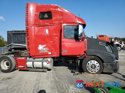 Zdjęcie 9 z 10 samochodu: 2006 VOLVO VNL SEMI TRUCK VIN:4V4NC9GH46N437528 - miniatura