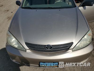 Zdjęcie 11 z 12 samochodu: 2004 TOYOTA CAMRY LE VIN:4T1BE32K34U309187 - miniatura