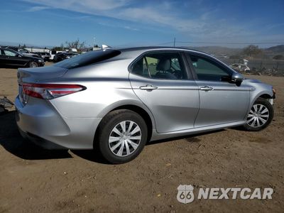 Trzecie zdjęcie samochodu z tyłu: 2020 TOYOTA CAMRY LE VIN:4T1C31AK0LU527927 - miniatura