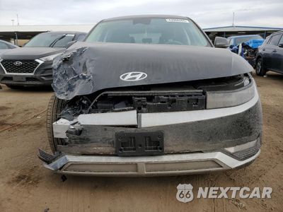 Piąte zdjęcie samochodu w środku: 2024 HYUNDAI IONIQ 5 SE VIN:KM8KMDDF1RU297171 - miniatura