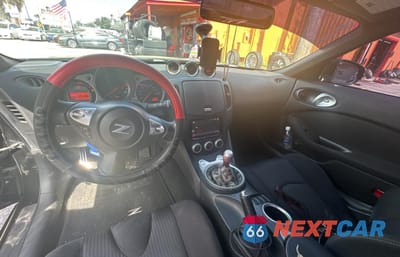 Zdjęcie 9 z 10 samochodu: 2017 NISSAN 370Z BASE VIN:JN1AZ4EH7HM951030 - miniatura