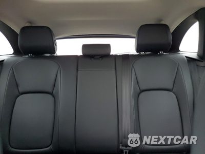 Zdjęcie 10 z 16 samochodu: 2017 JAGUAR F-PACE PREMIUM VIN:SADCJ2BV8HA886948 - miniatura