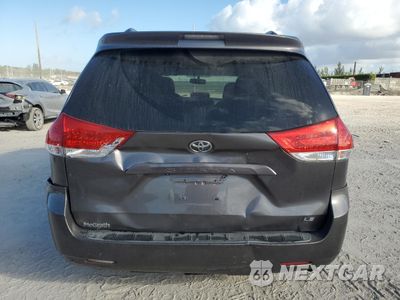 Zdjęcie 6 z 15 samochodu: 2011 TOYOTA SIENNA LE VIN:5TDKK3DC2BS026091 - miniatura