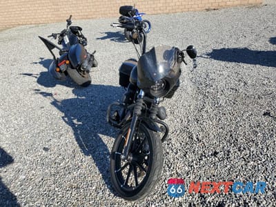 Drugie zdjęcie samochodu z przodu: 2017 HARLEY-DAVIDSON XL883 IRON 883 VIN:1HD4LE234HC445833 - miniatura