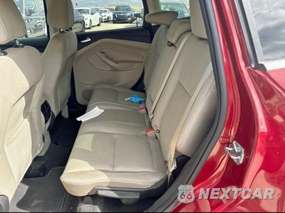 Zdjęcie 6 z 10 samochodu: 2017 FORD ESCAPE SE VIN:1FMCU0GDXHUC65180 - miniatura