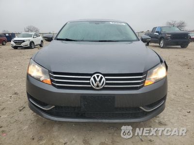 Piąte zdjęcie samochodu w środku: 2012 VOLKSWAGEN PASSAT SE VIN:1VWBH7A3XCC028679 - miniatura