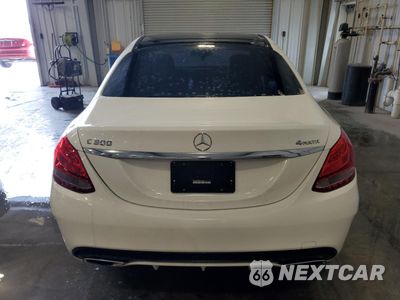 Zdjęcie 6 z 14 samochodu: 2015 MERCEDES-BENZ C 300 4MATIC VIN:55SWF4KB1FU032835 - miniatura