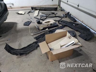 Zdjęcie 15 z 17 samochodu: 2018 LEXUS LX 570 VIN:JTJHY7AX8J4256538 - miniatura