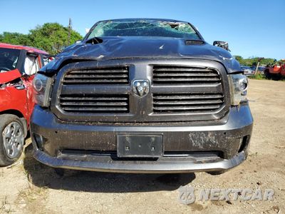 Piąte zdjęcie samochodu w środku: 2016 RAM 1500 SPORT VIN:1C6RR7MT9GS359153 - miniatura