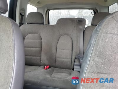 Zdjęcie 10 z 14 samochodu: 2005 FORD EXPLORER XLS VIN:1FMZU62K65UA57926 - miniatura