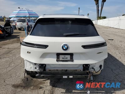 Zdjęcie 6 z 13 samochodu: 2022 BMW IX XDRIVE50 VIN:WB523CF09NCK81824 - miniatura