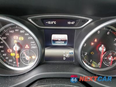 Zdjęcie 9 z 12 samochodu: 2018 MERCEDES-BENZ CLA 250 4MATIC VIN:WDDSJ4GB4JN592629 - miniatura