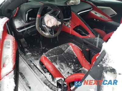 Zdjęcie 8 z 12 samochodu: 2023 CHEVROLET CORVETTE STINGRAY 2LT VIN:1G1YB2D44P5131914 - miniatura