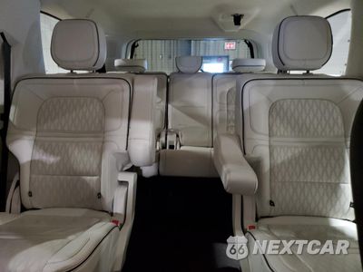 Zdjęcie 10 z 17 samochodu: 2022 LINCOLN NAVIGATOR L BLACK LABEL VIN:5LMJJ3TT1NEL17054 - miniatura