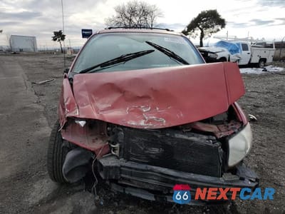 Piąte zdjęcie samochodu w środku: 2001 DODGE GRAND CARAVAN ES VIN:2B8GP54L31R220067 - miniatura