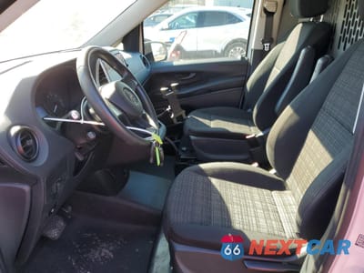 Zdjęcie 7 z 14 samochodu: 2017 MERCEDES-BENZ METRIS VIN:WD3PG2EA4H3274023 - miniatura
