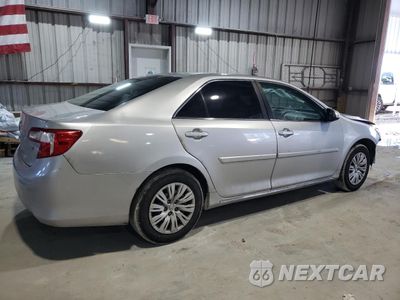 Trzecie zdjęcie samochodu z tyłu: 2014 TOYOTA CAMRY L VIN:4T4BF1FK7ER395432 - miniatura