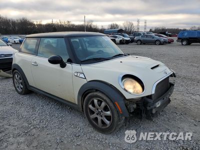 Czwarte zdjęcie samochodu z boku: 2011 MINI COOPER S VIN:WMWSV3C59BTY22037 - miniatura