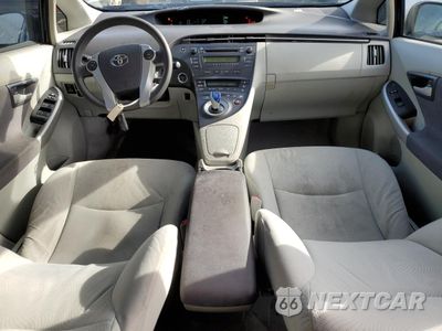 Zdjęcie 8 z 12 samochodu: 2010 TOYOTA PRIUS VIN:JTDKN3DU0A1291779 - miniatura