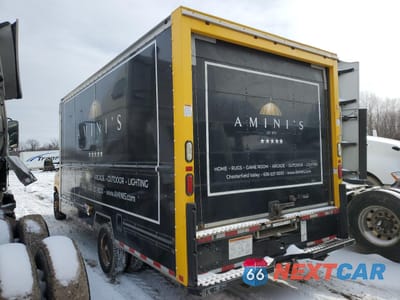 Trzecie zdjęcie samochodu z tyłu: 2016 FORD ECONOLINE E350 SUPER DUTY CUTAWAY VAN VIN:1FDWE3FS0GDC37771 - miniatura