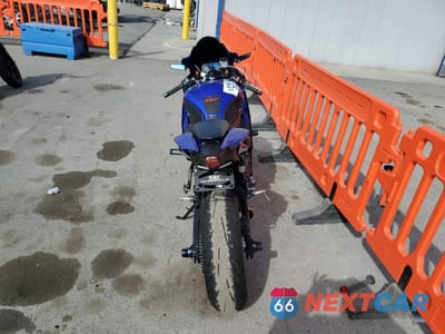 Czwarte zdjęcie samochodu z boku: 2024 YAMAHA YZFR7 VIN:JYARM38Y8RA002430 - miniatura