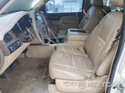 Zdjęcie 7 z 15 samochodu: 2011 CHEVROLET TAHOE K1500 LTZ VIN:1GNSKCE06BR384353 - miniatura
