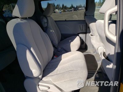 Zdjęcie 11 z 15 samochodu: 2014 TOYOTA SIENNA LE VIN:5TDKK3DCXES485194 - miniatura