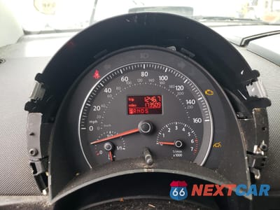 Zdjęcie 9 z 14 samochodu: 2006 VOLKSWAGEN NEW BEETLE 2.5L VIN:3VWPW31C56M422212 - miniatura