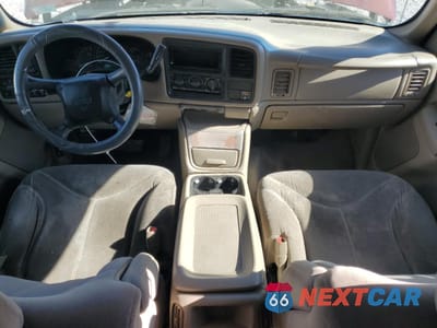 Zdjęcie 8 z 15 samochodu: 2001 GMC NEW SIERRA K1500 VIN:2GTEK19T211241213 - miniatura