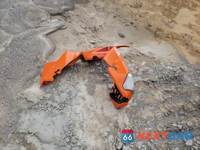 Zdjęcie 8 z 9 samochodu: 2024 KTM 390 RC VIN:MD2JYJ408RN209512 - miniatura