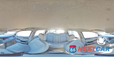 Zdjęcie 13 z 15 samochodu: 2005 LINCOLN TOWN CAR SIGNATURE VIN:1LNHM81W35Y636294 - miniatura