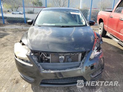 Piąte zdjęcie samochodu w środku: 2015 NISSAN SENTRA S VIN:3N1AB7AP7FY229246 - miniatura