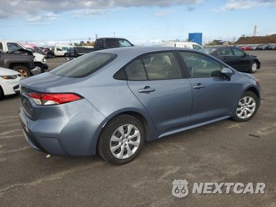 Trzecie zdjęcie samochodu z tyłu: 2021 TOYOTA COROLLA LE VIN:JTDEPMAE5MJ142315 - miniatura