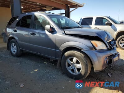 Czwarte zdjęcie samochodu z boku: 2006 KIA SORENTO EX VIN:KNDJD733065600195 - miniatura