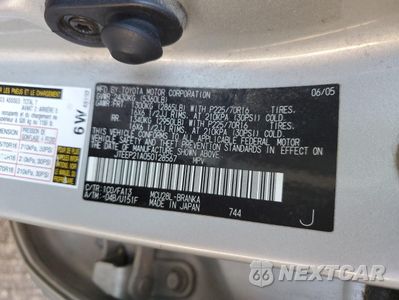 Zdjęcie 13 z 13 samochodu: 2005 TOYOTA HIGHLANDER LIMITED VIN:JTEEP21A050128567 - miniatura