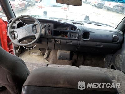 Zdjęcie 8 z 12 samochodu: 1998 DODGE RAM 1500 VIN:3B7HC13Y3WG230461 - miniatura