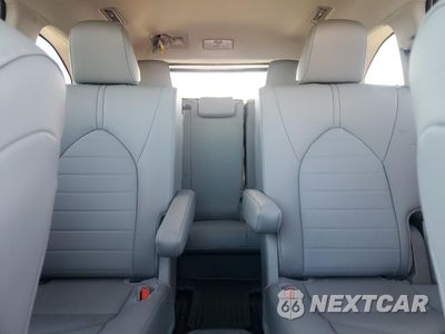 Zdjęcie 10 z 16 samochodu: 2024 TOYOTA HIGHLANDER LE VIN:5TDKDRBH9RS561344 - miniatura