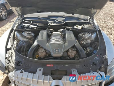 Zdjęcie 13 z 14 samochodu: 2008 MERCEDES-BENZ CL 63 AMG VIN:WDDEJ77X88A008907 - miniatura