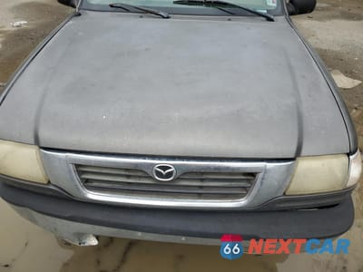 Zdjęcie 12 z 14 samochodu: 1998 MAZDA B2500 VIN:4F4YR12C5WTM29087 - miniatura