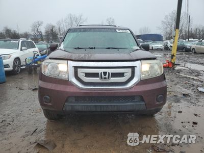 Piąte zdjęcie samochodu w środku: 2011 HONDA PILOT LX VIN:5FNYF4H25BB053778 - miniatura