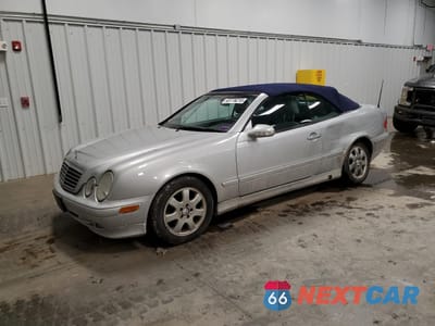 2001 MERCEDES-BENZ CLK 320 WDBLK65G01T079748 - główne zdjęcie licytacji z USA - miniatura