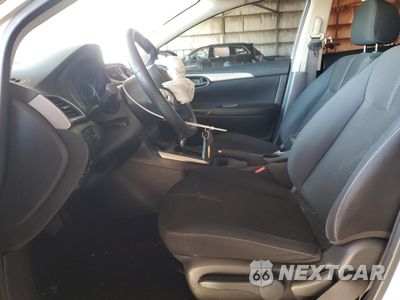 Zdjęcie 7 z 15 samochodu: 2018 NISSAN SENTRA S VIN:3N1AB7AP0JY203290 - miniatura