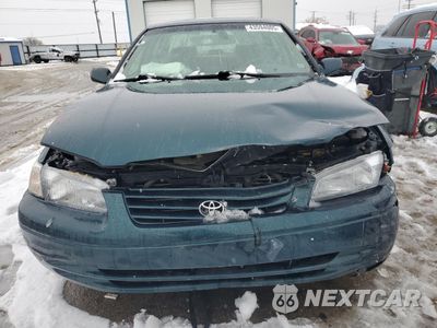 Piąte zdjęcie samochodu w środku: 1997 TOYOTA CAMRY CE VIN:4T1BG22K6VU775428 - miniatura