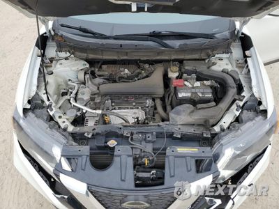 Zdjęcie 12 z 14 samochodu: 2018 NISSAN ROGUE S VIN:KNMAT2MV5JP579959 - miniatura