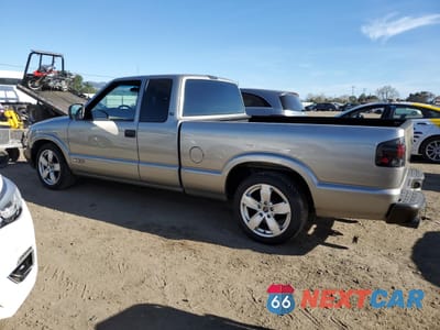 Drugie zdjęcie samochodu z przodu: 2003 CHEVROLET S TRUCK S10 VIN:1GCCS19X238117307 - miniatura