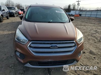 Piąte zdjęcie samochodu w środku: 2017 FORD ESCAPE SE VIN:1FMCU9GD6HUA51386 - miniatura