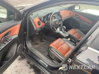 Piąte zdjęcie samochodu w środku: 2013 CHEVROLET CRUZE LT VIN:1G1PE5SB7D7156750 - miniatura