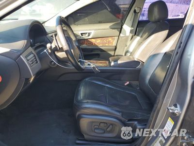 Zdjęcie 7 z 12 samochodu: 2009 JAGUAR XF SUPERCHARGED VIN:SAJWA07C291R19174 - miniatura