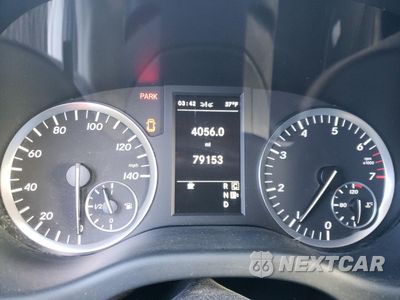 Zdjęcie 9 z 14 samochodu: 2018 MERCEDES-BENZ METRIS VIN:WD3PG3EA7J3465219 - miniatura